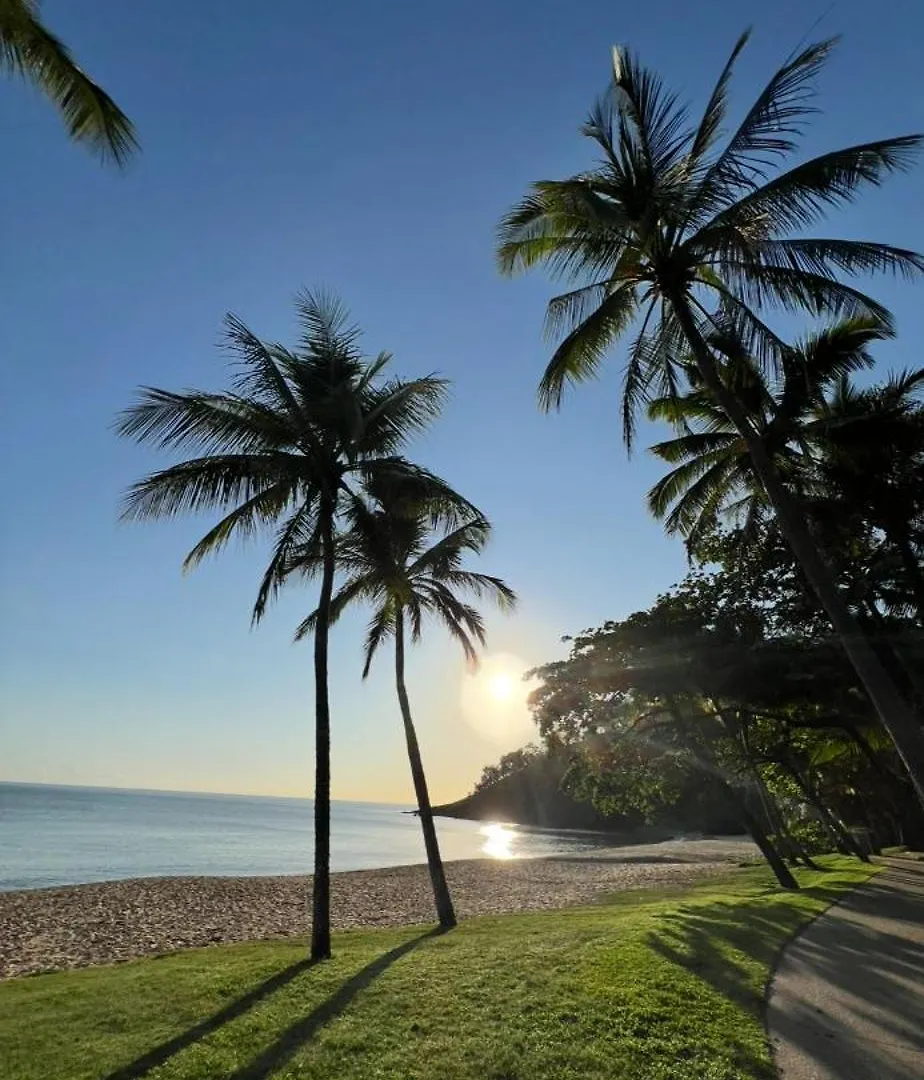 Apartment Tropical Resort Vibes - Northern Beaches Cairns Trinity Beach Australia