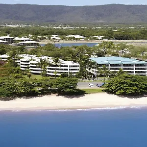 Roydon Beachfront Aparthotel